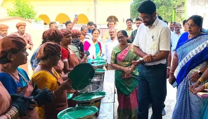 Collector Emphasizes Quality Meals in Welfare Hostels