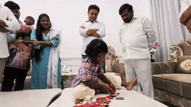 BRS Party Working President KTR Meets Wonder Baby Upasana