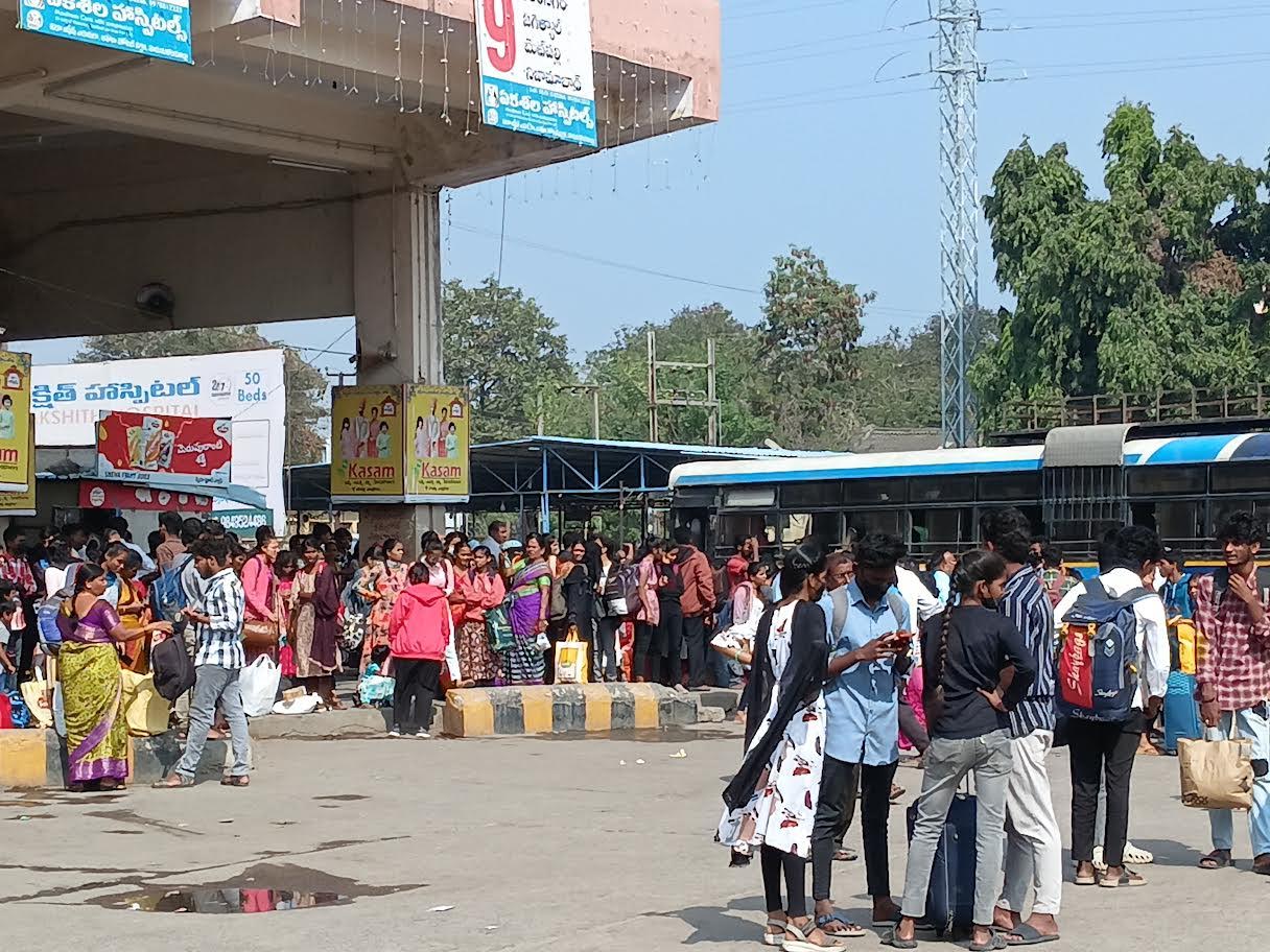 Sankranti Rush in Telangana : RTC Implements Special Services