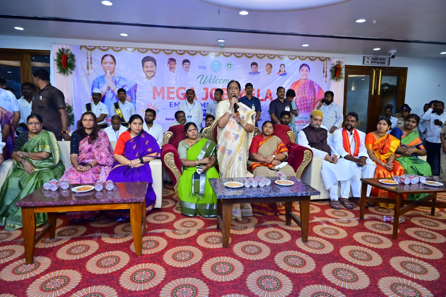 Job Fair in Warangal Sees Massive Turnout, Over 5,600 Job Offers Issued