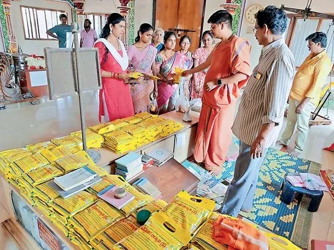 Temple in Andhra Pradesh Offers Biryani as Prasadam, Wins Devotees’ Hearts