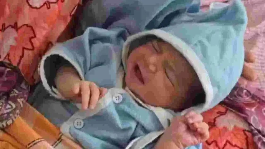 Father Names Newborn Daughter ‘Sindoor’ After India’s Retaliatory Strike on Pakistan